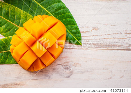  芒果切成薄片的芒果切塊 41073154