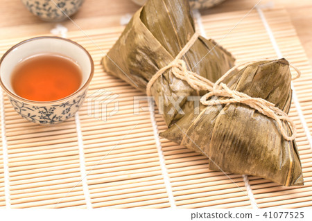 Zongzi - Traditional Dragon Boat Festival dumpling 41077525