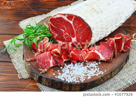 Sliced cured coppa with spices Sliced cured coppa with spices 41077926