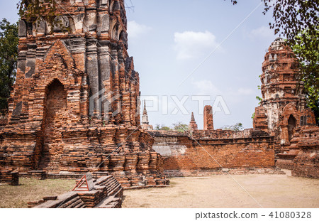 Ayutthaya temple ruins, Wat Maha That Ayutthaya as a world heritage site, Thailand. Ayutthaya temple ruins, Wat Maha That Ayutthaya as a world heritage site, Thailand. 41080328