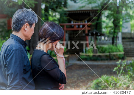 禮儀場合情侶編輯如果你感到彼此的同情，我很高興 41080477