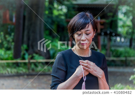 禮儀場合情侶編輯如果你感到彼此的同情,我很高興 禮儀場合情侶編輯如果你感到彼此的同情,我很高興 41080482