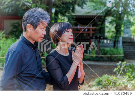 禮儀場合情侶編輯如果你感到彼此的同情，我很高興 41080499