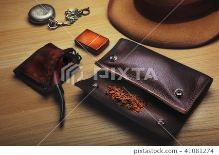 smoking tobacco pipe studio smoking tobacco pipe studio 41081274