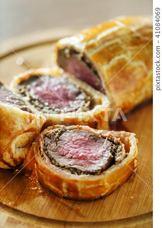 Beef Wellington Beef Wellington 41084069