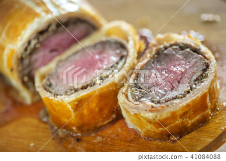 Beef Wellington Beef Wellington 41084088
