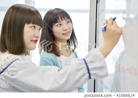 大學學院校園 41086624