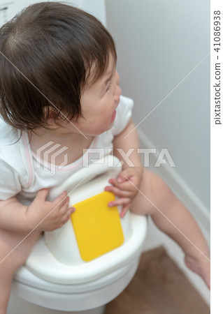 廁所廁所訓練寶貝 41086938