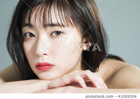 Female beauty series 41089304