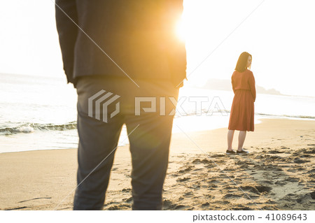 Couples farewell image 41089643