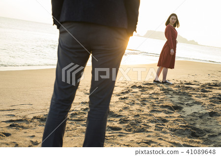 Couples farewell image 41089648