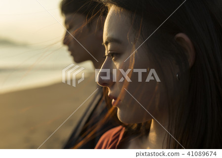 Couples farewell image 41089674