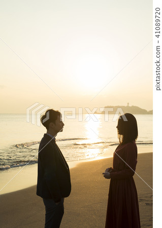 Couple coast Couple coast 41089720