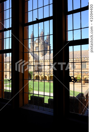 悉尼大學 41094400