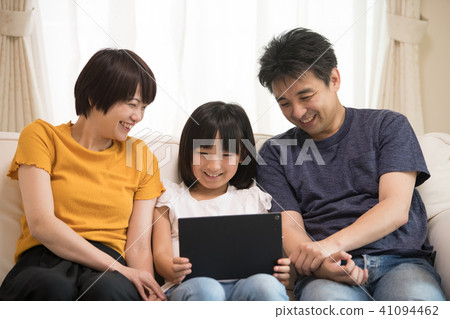 Parent and child seeing tablet Family Parent and child seeing tablet Family 41094462