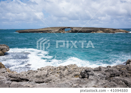 Laye Point Laye Point 41094880