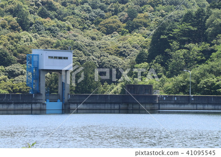 Ouchi dam 41095545