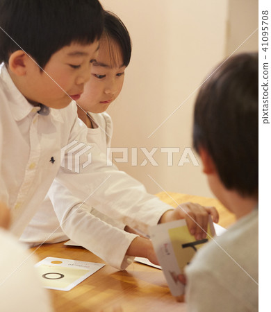 Children's English classroom 41095708