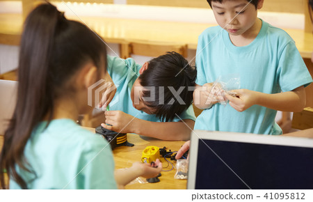 兒童工作坊 兒童工作坊 41095812