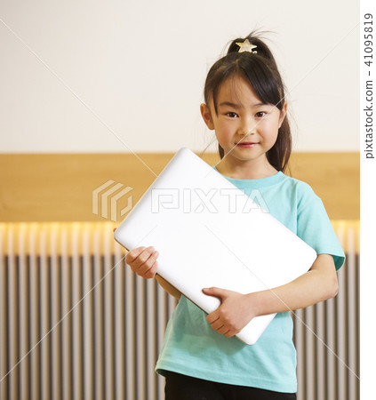 兒童工作室程序員 41095819