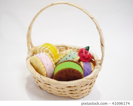 Felt ice sand in the basket Felt ice sand in the basket 41096174