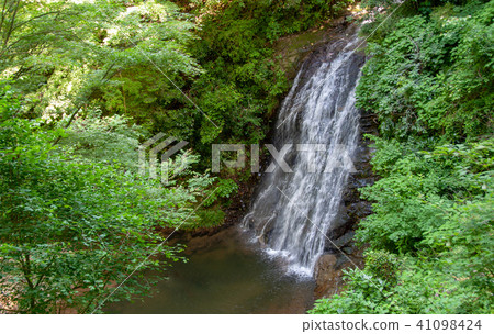 Phantom waterfall 41098424