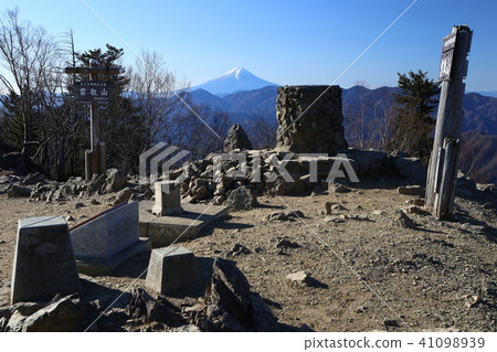 山雲山峰 41098939