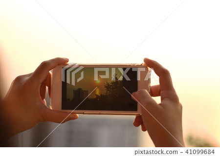 Mobile photography 41099684