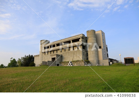 Late spring Ikeda Wine Castle · 2018 41099838