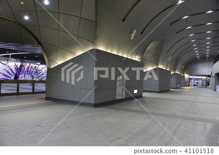 捷運大安森林公園站 41101518