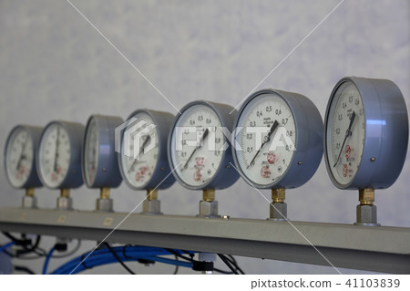 Measuring instrument with dial Measuring instrument with dial 41103839