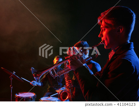 Jazz band performs at the club 41104123