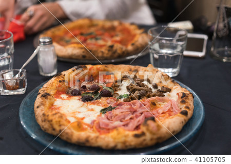 small meat pizza, close view 41105705