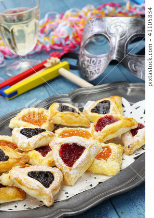 Haman Tashien 41105834