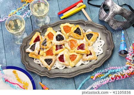 Haman Tashien 41105836