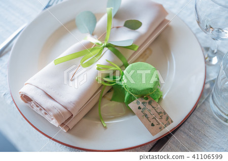 napkin plate white decorated restaurant table napkin plate white decorated restaurant table 41106599