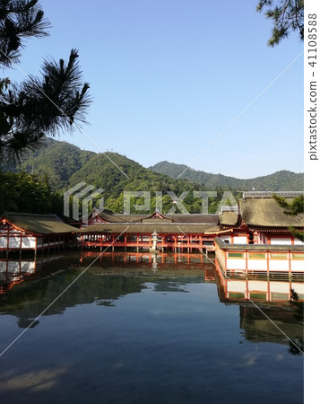 嚴島神社在漲潮時 41108588