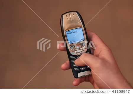 Old Phone Texting 41108947