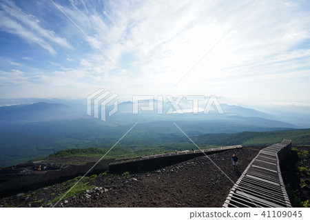 Climbing Climbing 41109045