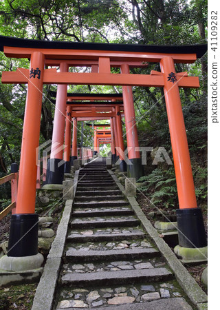伏見Inari Taisha Inarizan Torii集團 伏見Inari Taisha Inarizan Torii集團 41109282