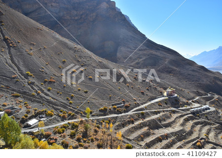Beautiful mountains, rivers and fields seen from the key village Kei Gompa of the Himalayan Mountain Spit Valley, India 41109427