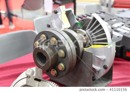 The Fluid Coupling The Fluid Coupling 41110156