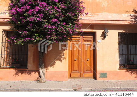 The streets of Uruguay (Colonia del Sacramento) 41110444