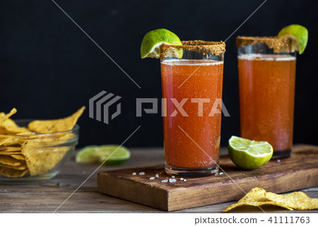Michelada Bloody Beer Cocktail 41111763