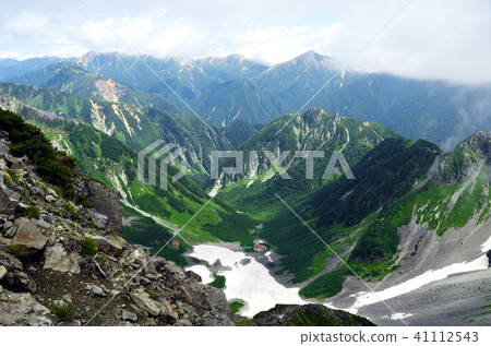 Lively curl seen from the hanging ridge and Mt. Lively curl seen from the hanging ridge and Mt. 41112543
