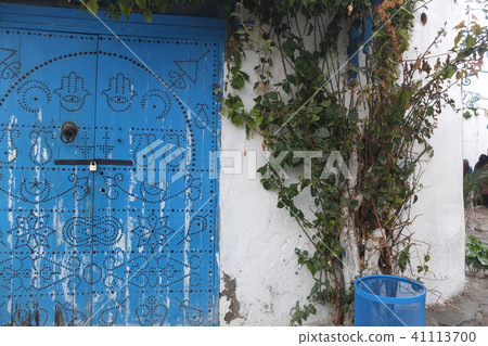 Townscape of Tunisia · Cidi · Bu · Side 41113700