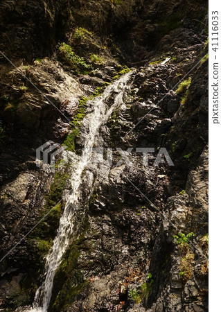 三陸黑崎Nedari海灘的小瀑布之旅 三陸黑崎Nedari海灘的小瀑布之旅 41116033