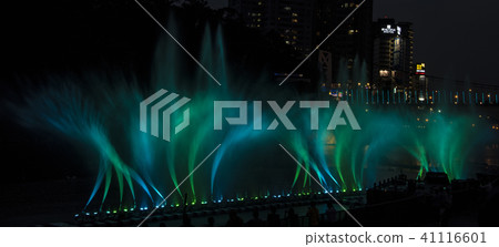 新店碧潭水舞 41116601