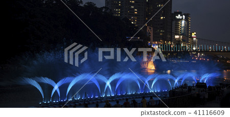 新店碧潭水舞 41116609