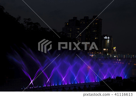 新店碧潭水舞 41116613